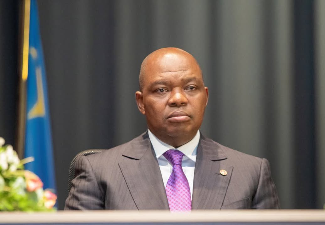 Portrait officiel · Taupin Kabongo Mukengeshayi au Sénat